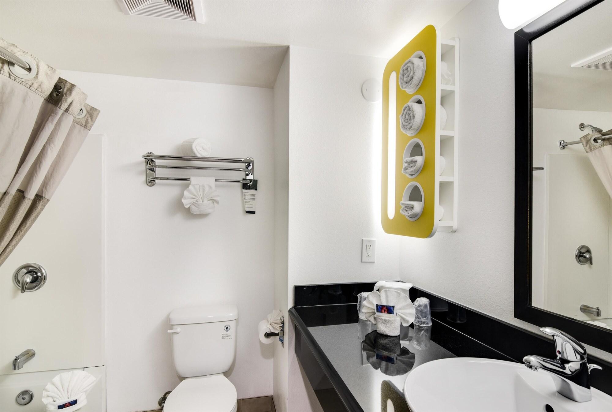 Motel 6-Carson, Ca (Adults Only) מראה חיצוני תמונה