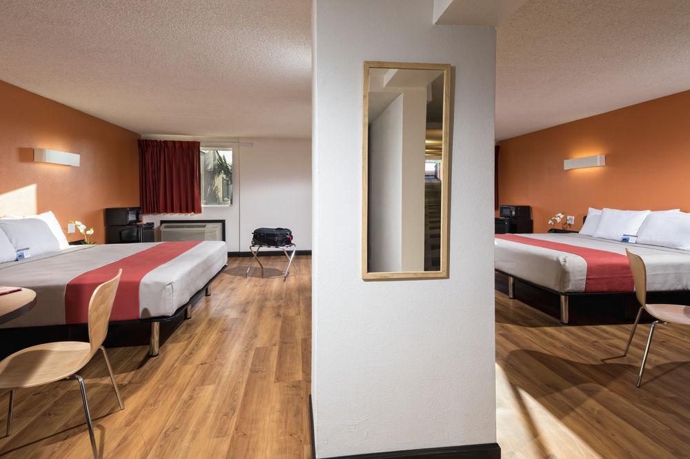 Motel 6-Carson, Ca (Adults Only) מראה חיצוני תמונה